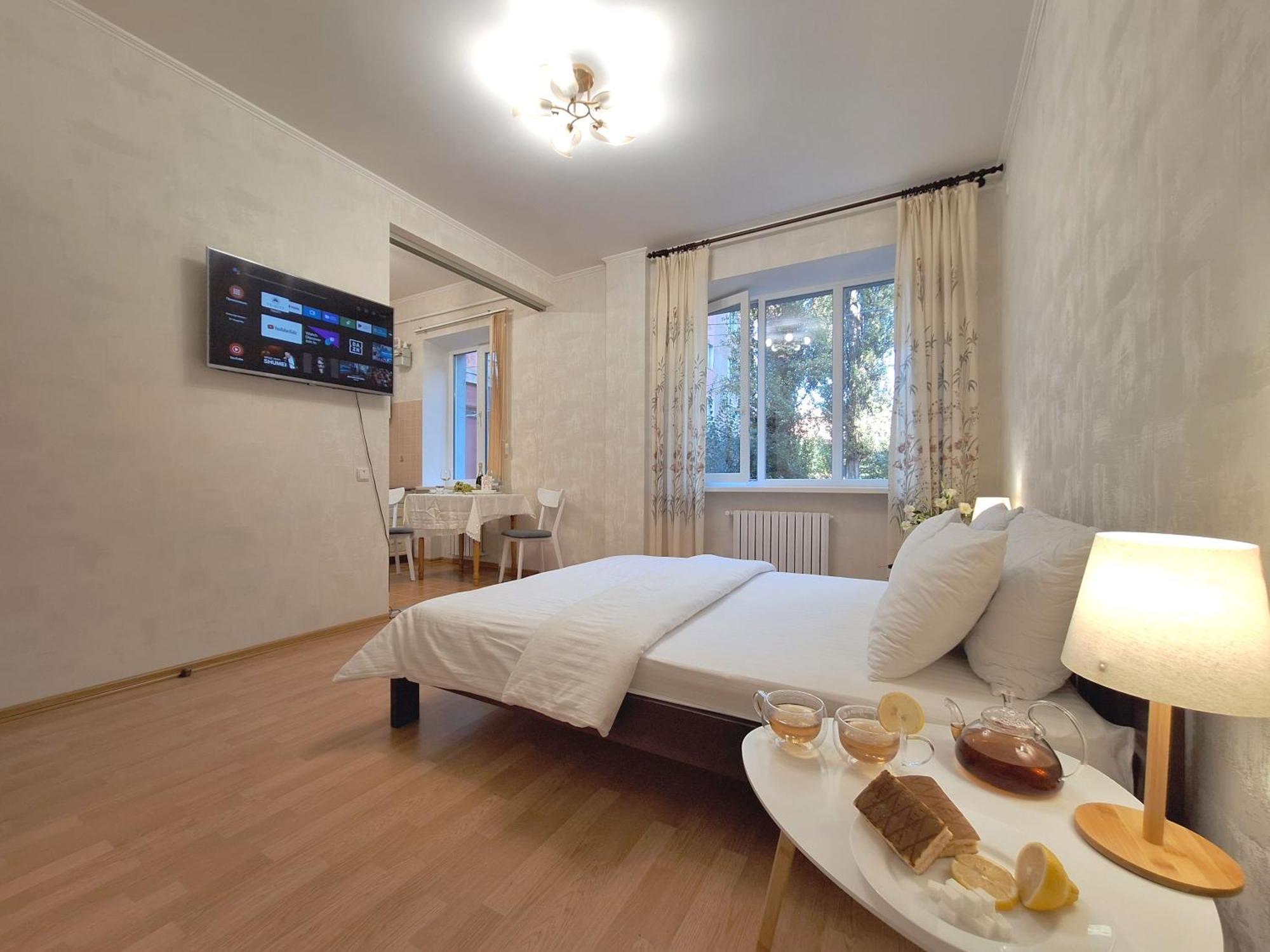 Однокімна Квартира Біля Каштанової Алеї У Центрі Полтави Мережа Alexapartments Документи Для Відряджень Безконтатне Заселення 24-7 ポルタヴァ エクステリア 写真